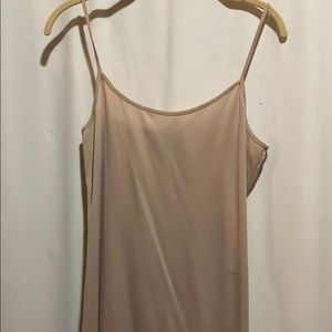AQUA BLUES SLIP SZ M LITE TAN 100% POLY DRESS/SLIP